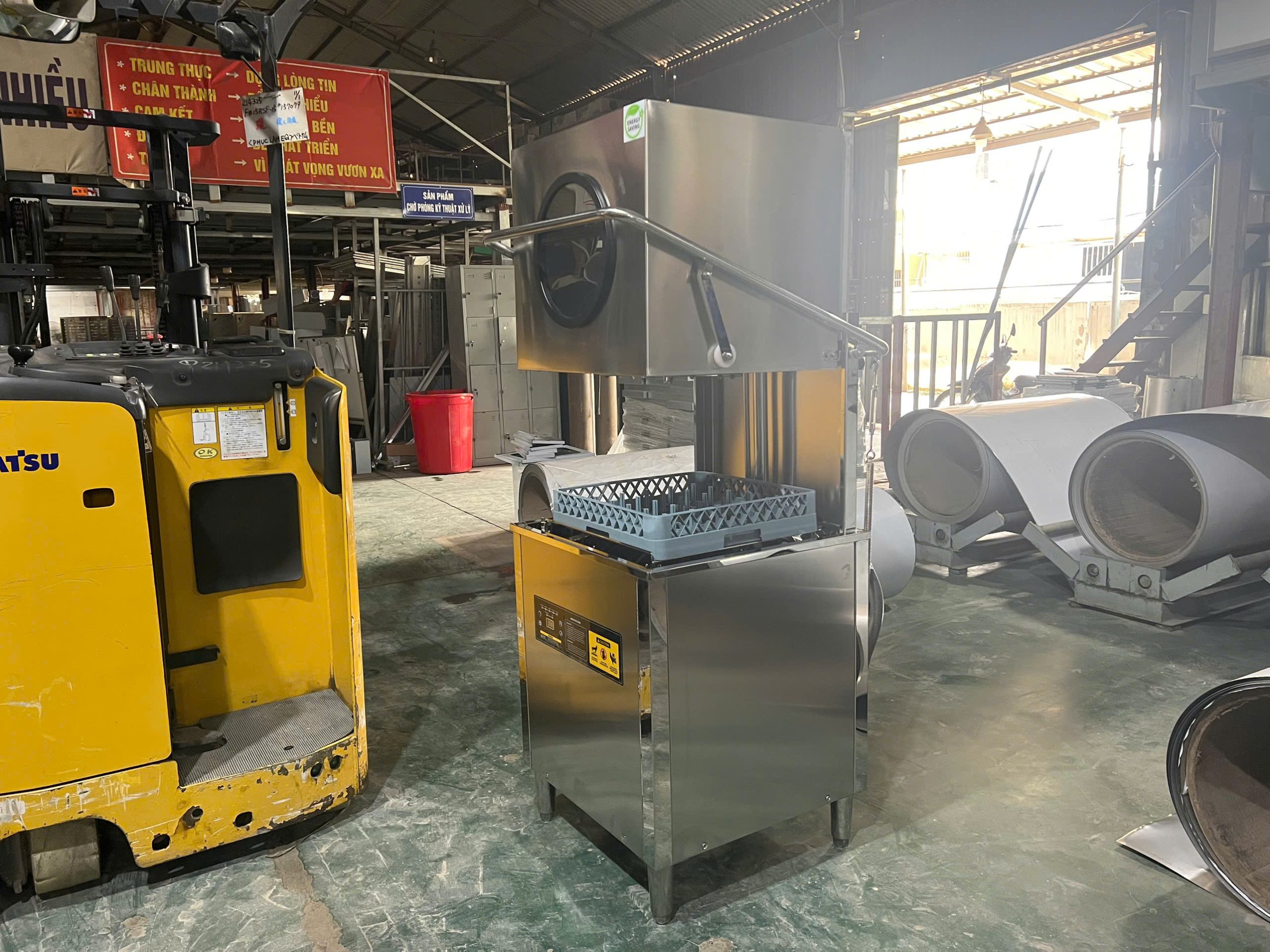 Máy rửa bát cửa lật